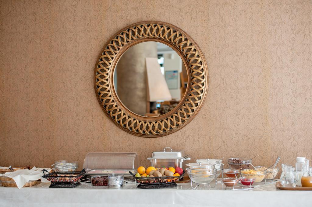 Fthia Hotel Lamía Екстериор снимка