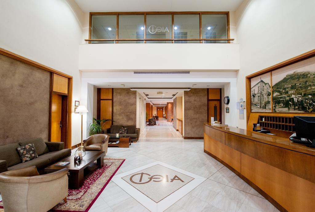Fthia Hotel Lamía Екстериор снимка